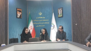 جلسه مشترک مرکز رشد مرکز تحقیقات و آموزش کشاورزی و منابع طبیعی آذربایجان غربی با پارک علم و فناوری استان